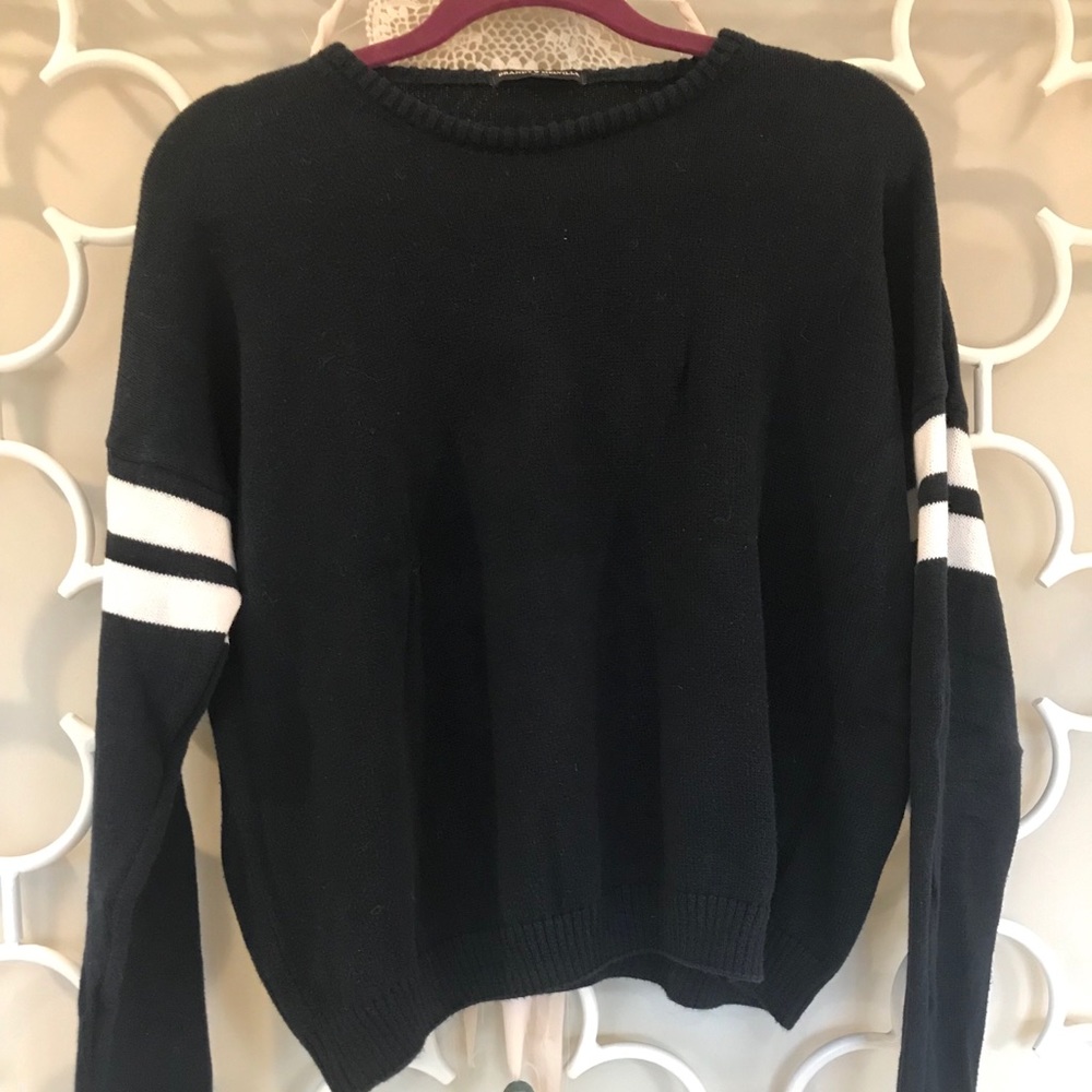 Brandy Melville sweater